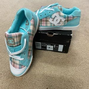 DC plaid sneakers 6.5Y